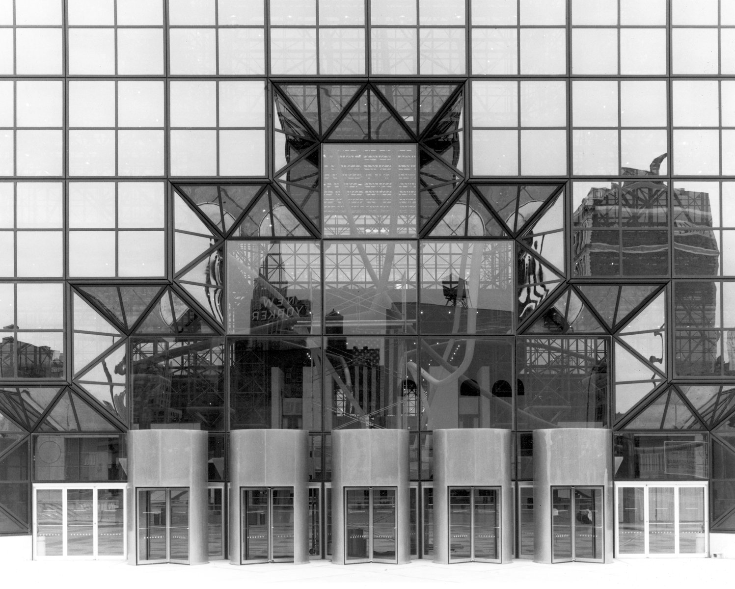 jacob-k-javits-convention-center-pei-cobb-freed-partners